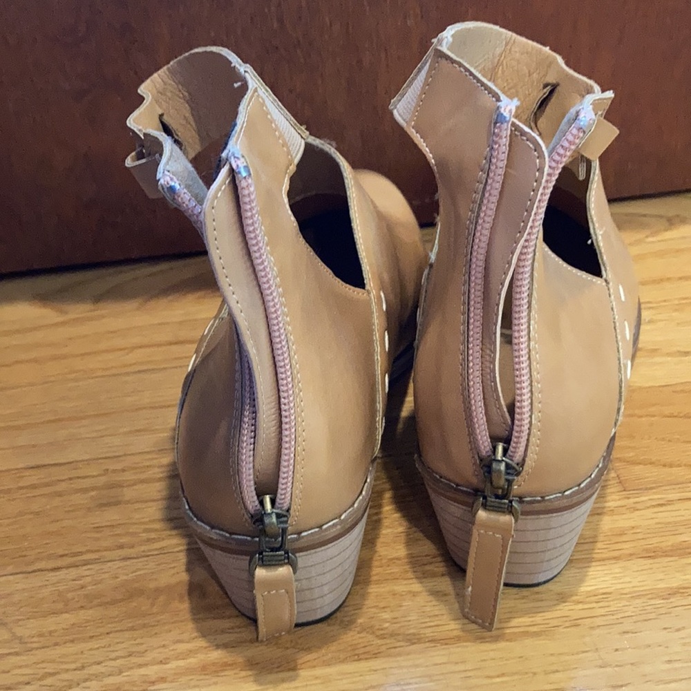 Booties - Picture 4 of 4